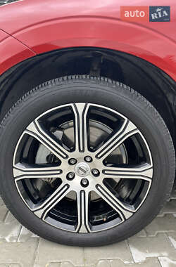 Внедорожник / Кроссовер Volvo XC60 2020 в 