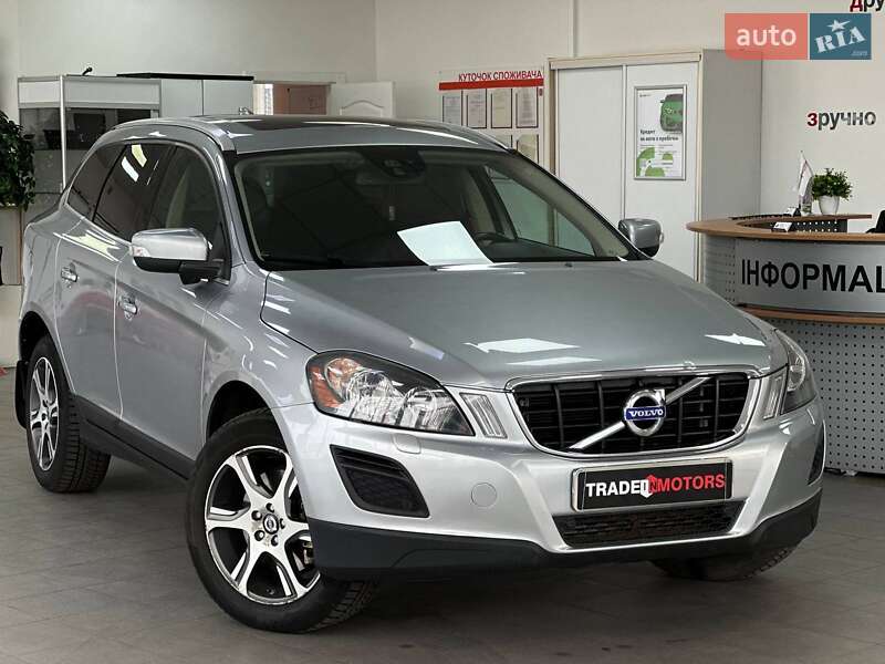 Позашляховик / Кросовер Volvo XC60 2012 в Києві