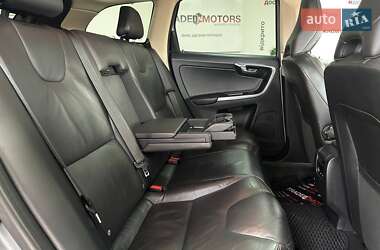 Позашляховик / Кросовер Volvo XC60 2012 в 