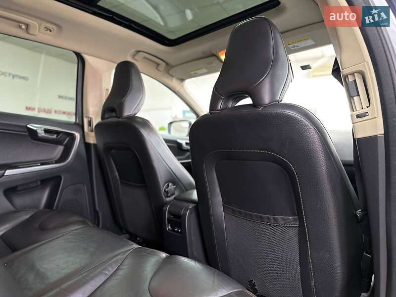Позашляховик / Кросовер Volvo XC60 2012 в Києві