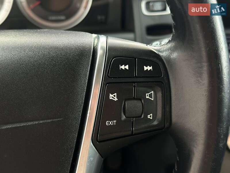 Позашляховик / Кросовер Volvo XC60 2012 в Києві