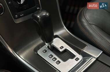 Позашляховик / Кросовер Volvo XC60 2012 в 