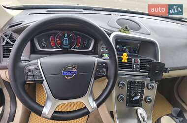 Внедорожник / Кроссовер Volvo XC60 2012 в 