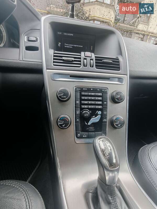Внедорожник / Кроссовер Volvo XC60 2012 в Киеве фото 13 Внедорожник / Кроссовер Volvo XC60 2012 в Киеве