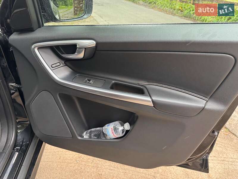 Позашляховик / Кросовер Volvo XC60 2014 в Києві