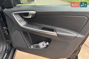 Внедорожник / Кроссовер Volvo XC60 2014 в 
