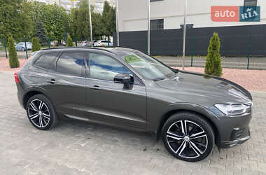 Внедорожник / Кроссовер Volvo XC60 2020 в 