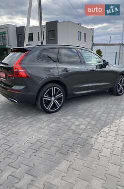 Внедорожник / Кроссовер Volvo XC60 2020 в 