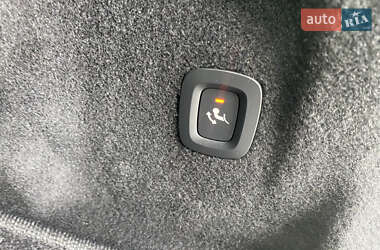 Внедорожник / Кроссовер Volvo XC60 2020 в 