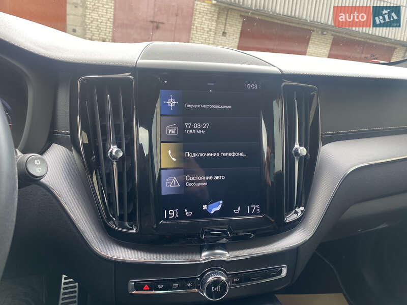Внедорожник / Кроссовер Volvo XC60 2020 в Луцке