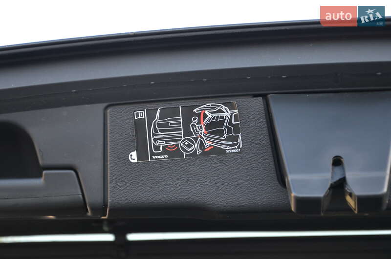 Внедорожник / Кроссовер Volvo XC60 2018 в Киеве фото 36 Внедорожник / Кроссовер Volvo XC60 2018 в Киеве