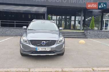 Внедорожник / Кроссовер Volvo XC60 2016 в 