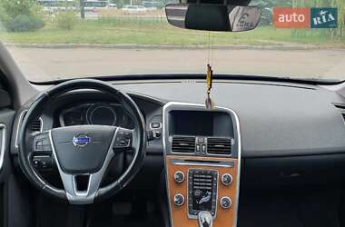 Внедорожник / Кроссовер Volvo XC60 2016 в 