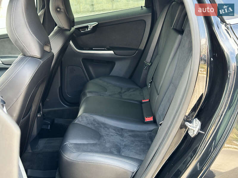 Внедорожник / Кроссовер Volvo XC60 2014 в Тернополе