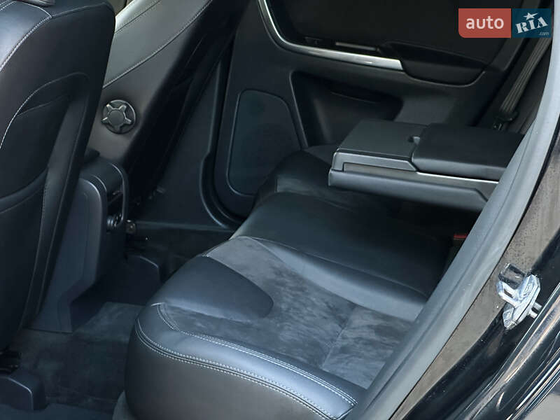 Внедорожник / Кроссовер Volvo XC60 2014 в Тернополе