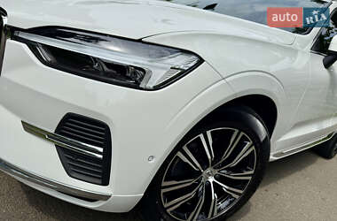 Внедорожник / Кроссовер Volvo XC60 2021 в 