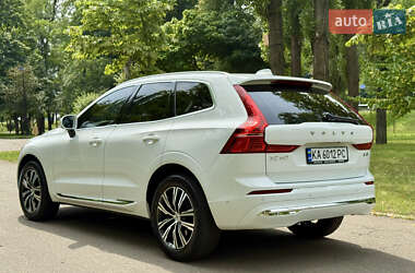 Внедорожник / Кроссовер Volvo XC60 2021 в 