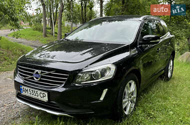 Внедорожник / Кроссовер Volvo XC60 2015 в 
