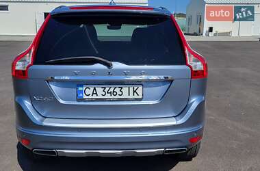 Позашляховик / Кросовер Volvo XC60 2017 в 