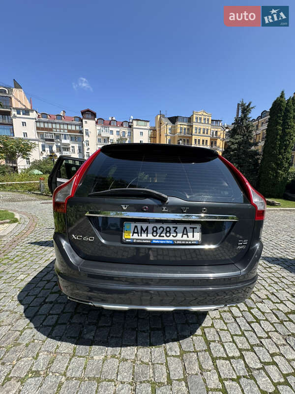 Внедорожник / Кроссовер Volvo XC60 2013 в Киеве