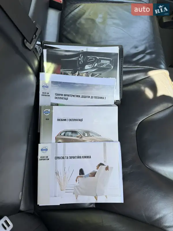 Внедорожник / Кроссовер Volvo XC60 2013 в Киеве документ