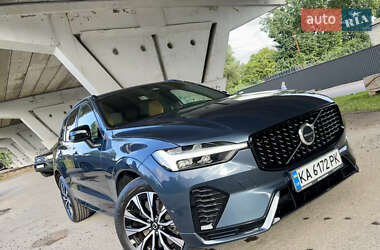 Внедорожник / Кроссовер Volvo XC60 2022 в Киеве