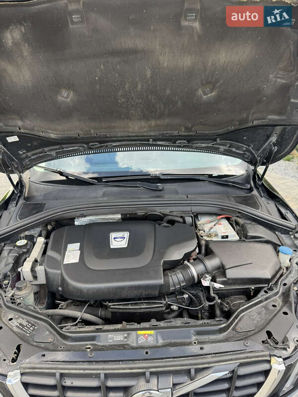 Внедорожник / Кроссовер Volvo XC60 2010 в Луцке