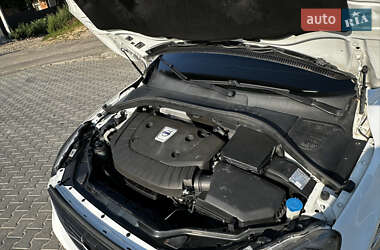 Внедорожник / Кроссовер Volvo XC60 2015 в 