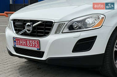 Внедорожник / Кроссовер Volvo XC60 2012 в 