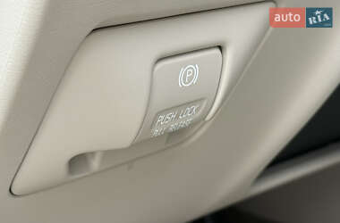 Внедорожник / Кроссовер Volvo XC60 2012 в 