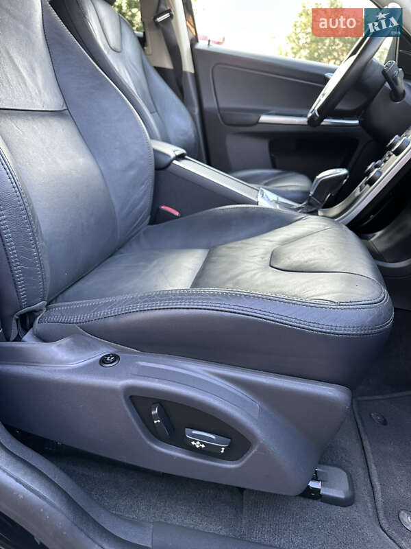 Внедорожник / Кроссовер Volvo XC60 2012 в Ровно фото 48 Внедорожник / Кроссовер Volvo XC60 2012 в Ровно