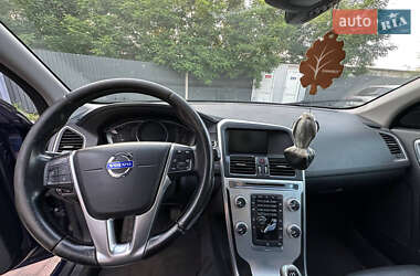 Внедорожник / Кроссовер Volvo XC60 2014 в 