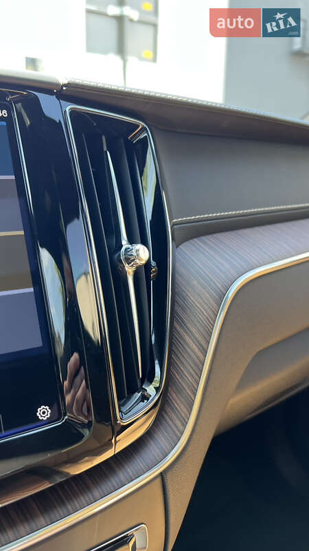 Позашляховик / Кросовер Volvo XC60 2021 в Львові фото 18 Позашляховик / Кросовер Volvo XC60 2021 в Львові