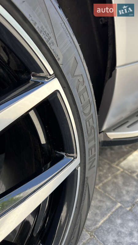 Позашляховик / Кросовер Volvo XC60 2021 в Львові фото 35 Позашляховик / Кросовер Volvo XC60 2021 в Львові