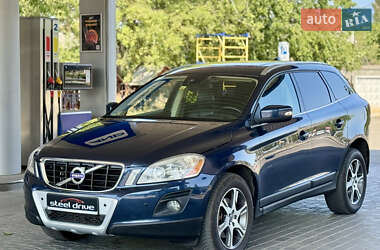 Внедорожник / Кроссовер Volvo XC60 2013 в 