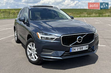 Внедорожник / Кроссовер Volvo XC60 2017 в 