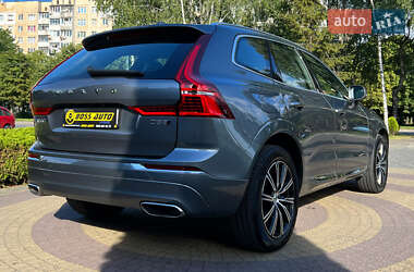 Внедорожник / Кроссовер Volvo XC60 2018 в 