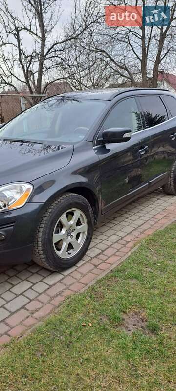 Внедорожник / Кроссовер Volvo XC60 2010 в Луцке