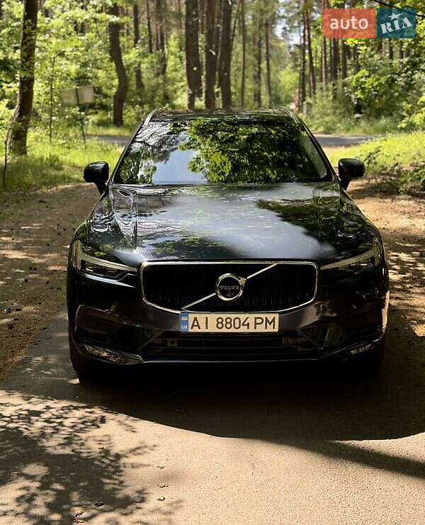 Внедорожник / Кроссовер Volvo XC60 2021 в 