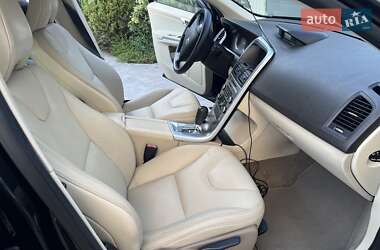 Внедорожник / Кроссовер Volvo XC60 2009 в 