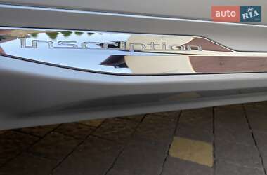Внедорожник / Кроссовер Volvo XC60 2019 в 