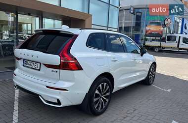 Внедорожник / Кроссовер Volvo XC60 2023 в 
