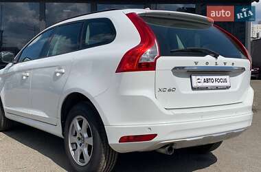 Внедорожник / Кроссовер Volvo XC60 2014 в 