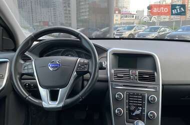 Внедорожник / Кроссовер Volvo XC60 2014 в 