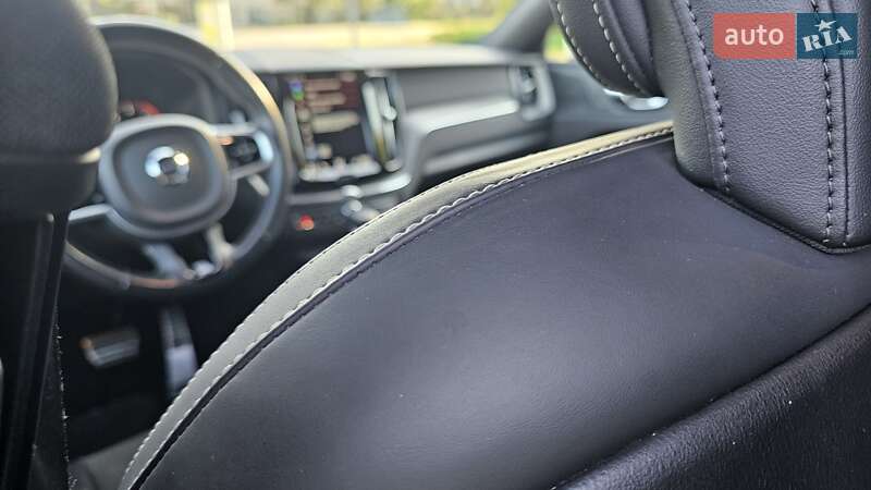Внедорожник / Кроссовер Volvo XC60 2018 в Бродах