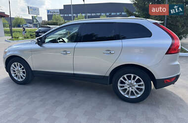 Внедорожник / Кроссовер Volvo XC60 2010 в 