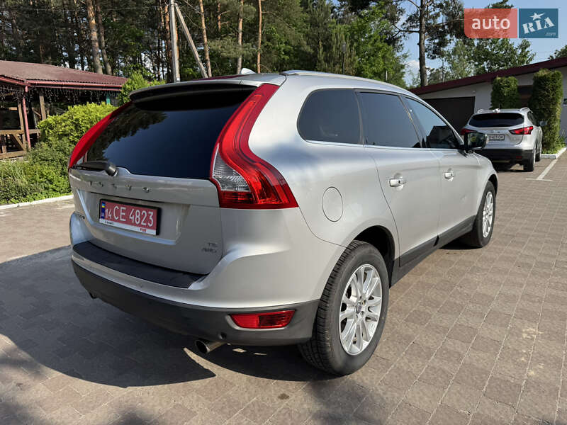 Внедорожник / Кроссовер Volvo XC60 2010 в Львове