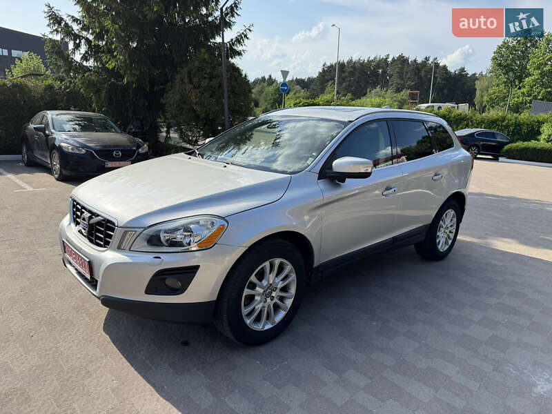 Внедорожник / Кроссовер Volvo XC60 2010 в Львове