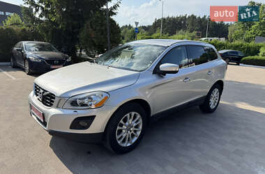 Внедорожник / Кроссовер Volvo XC60 2010 в 