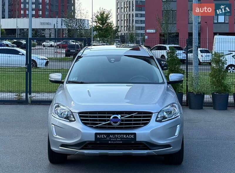 Внедорожник / Кроссовер Volvo XC60 2015 в Киеве